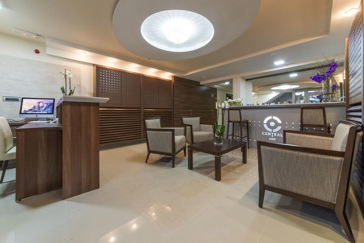 Garni Hotel Central Lux Kragujevac Exterior foto