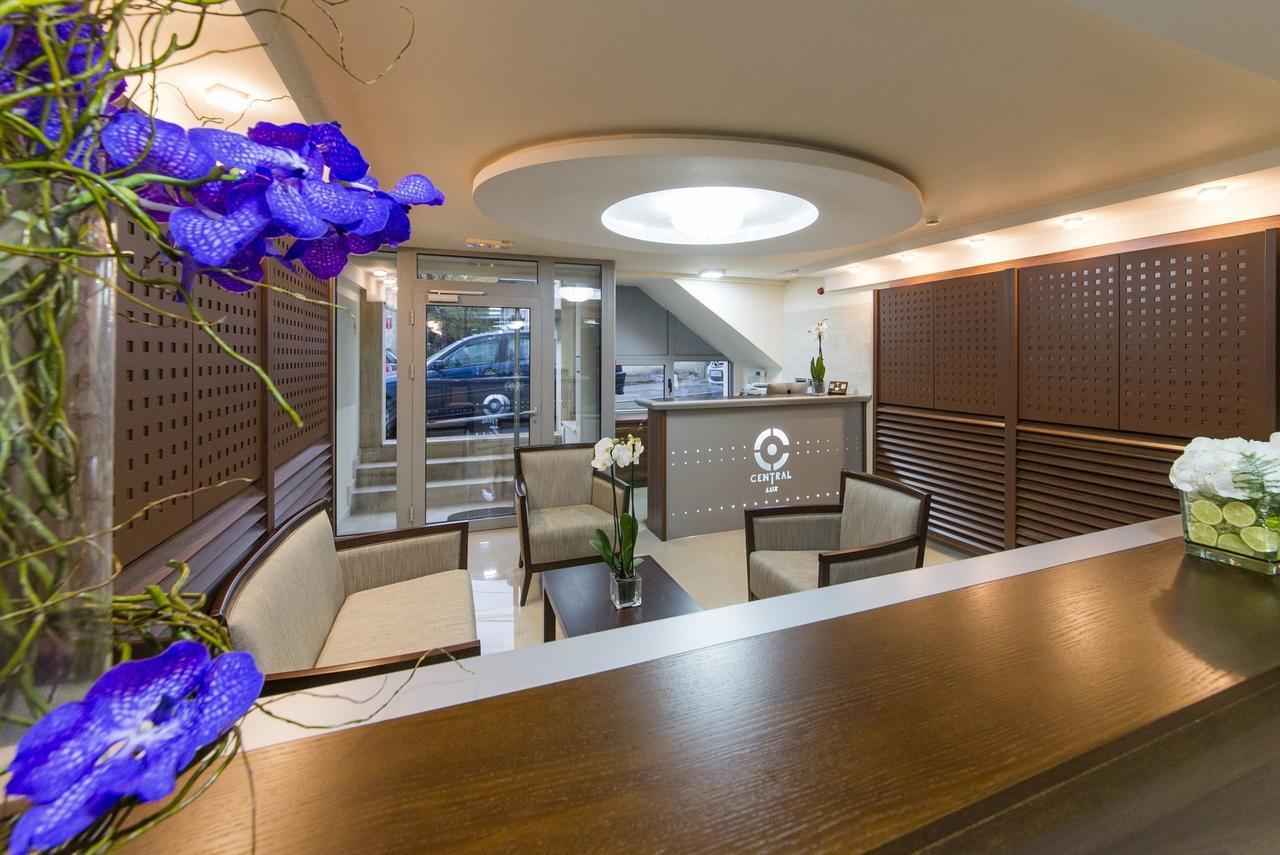 Garni Hotel Central Lux Kragujevac Exterior foto
